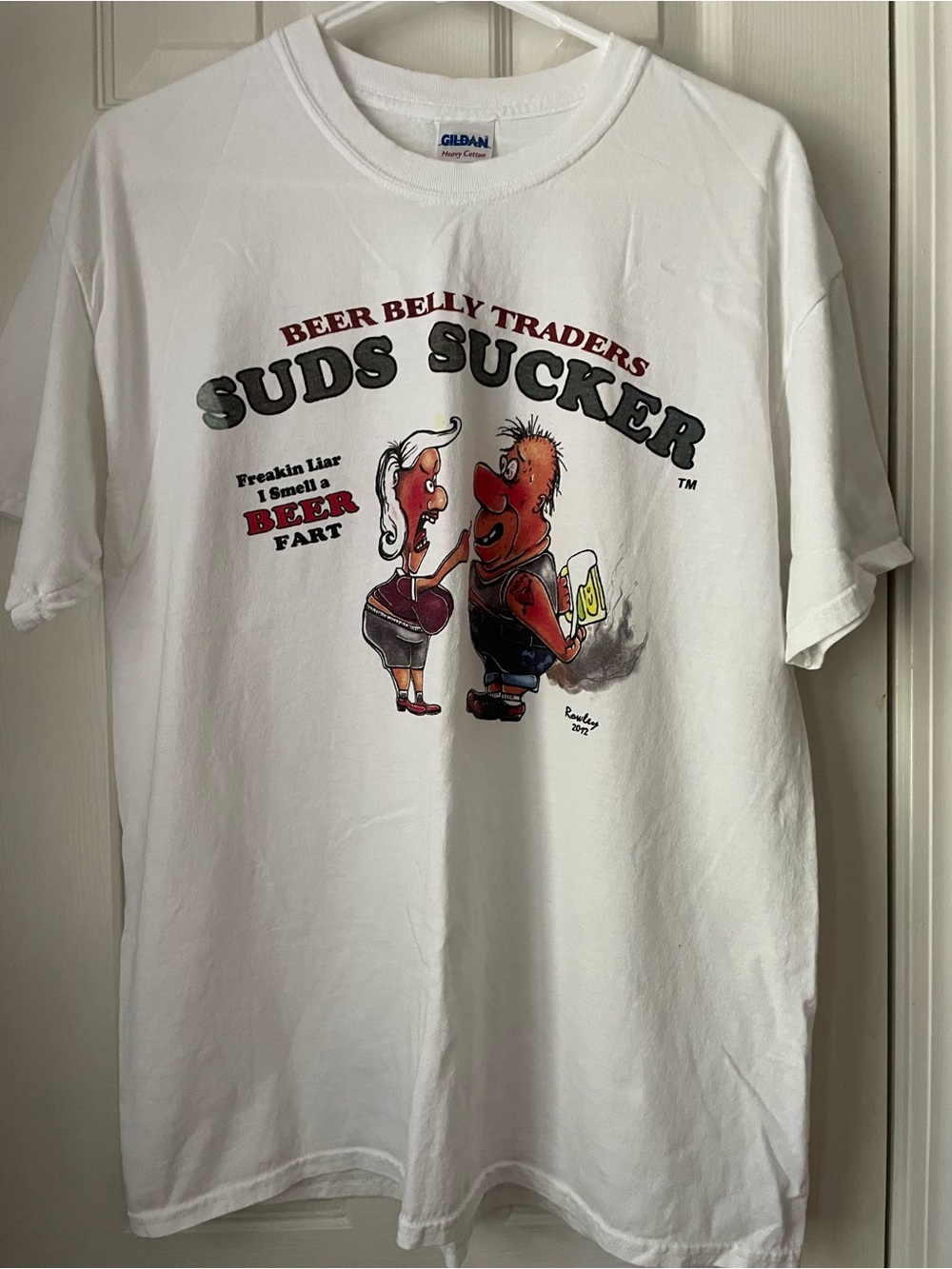 Gildan White 'Suds Sucker' Beer Belly Traders Graphic Tee